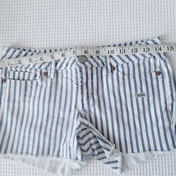 Aeropostale Women's Striped Stretch Denim Blue white Shorts size 0 - Picture 8 of 9